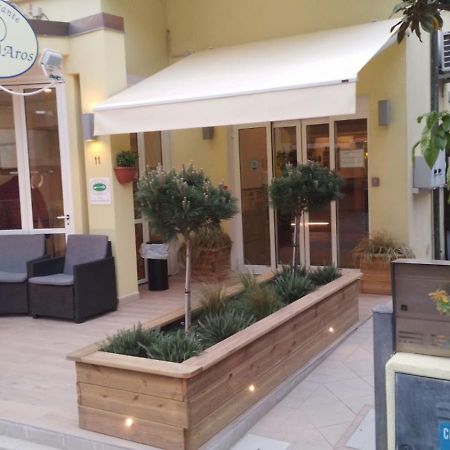 Hotel Aros Rimini Exterior foto