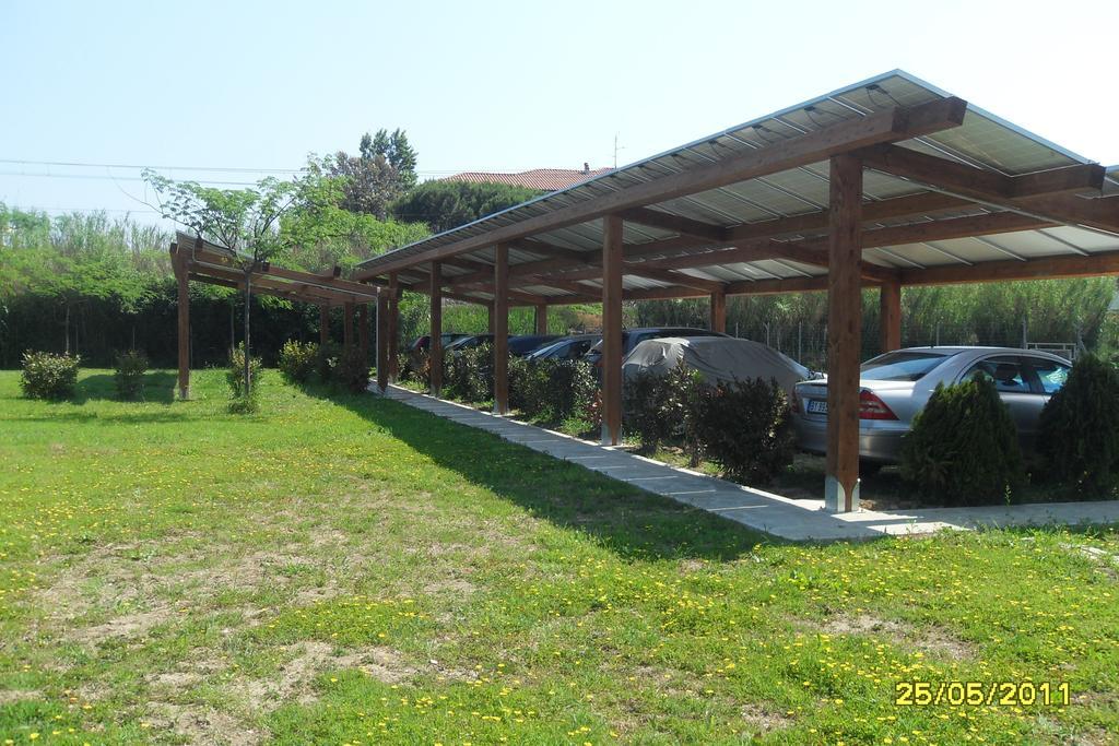Hotel Aros Rimini Exterior foto